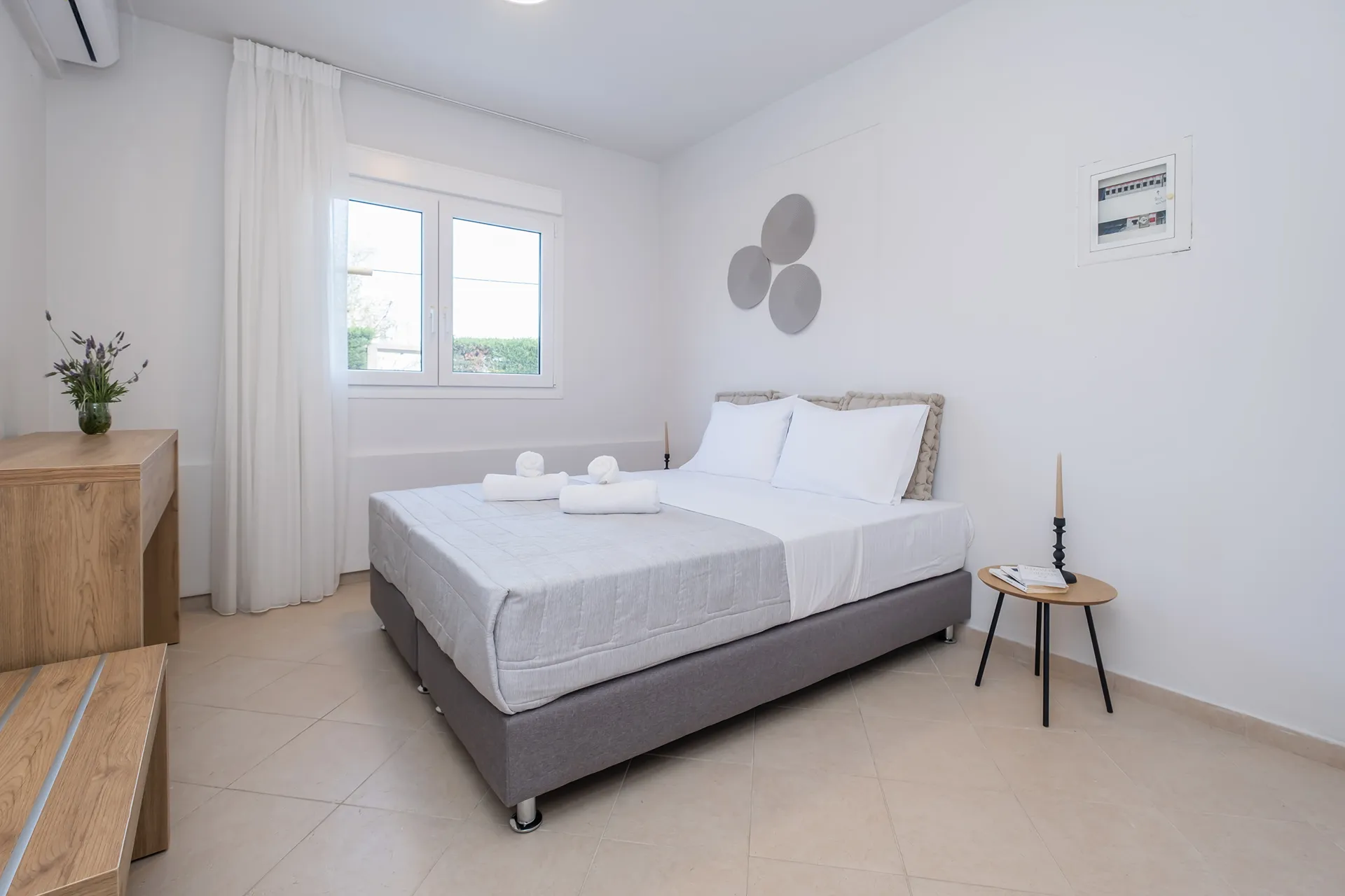 Blue Donkey Villas-Deluxe Three Bedroom Villa spavaca soba